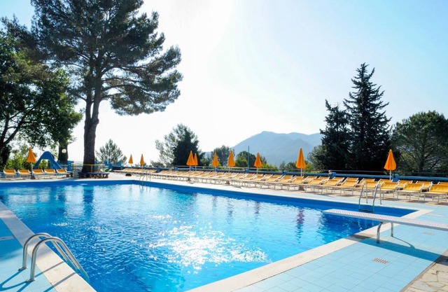 Holiday Home Bungalow B - AEG401 by Interhome