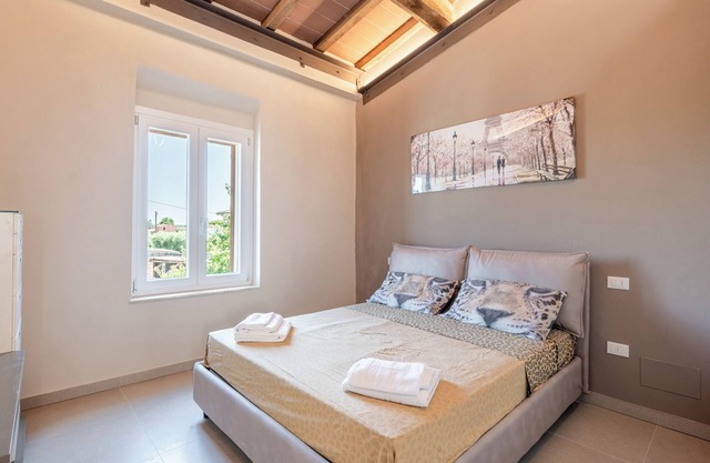 Holiday Home 'Casa Giovanna' with Private Garden and Wi-Fi