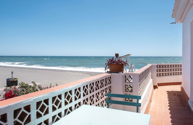 Holiday Home 'Casa Nido Playa' with Sea View, Wi-Fi and Air Conditioning
