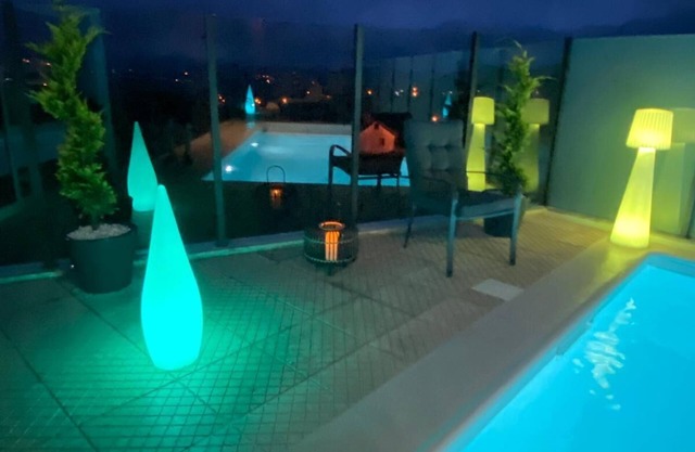 Holiday Home 'Casa Moinho Vedro' with Mountain View, Wi-Fi and Air Conditioning