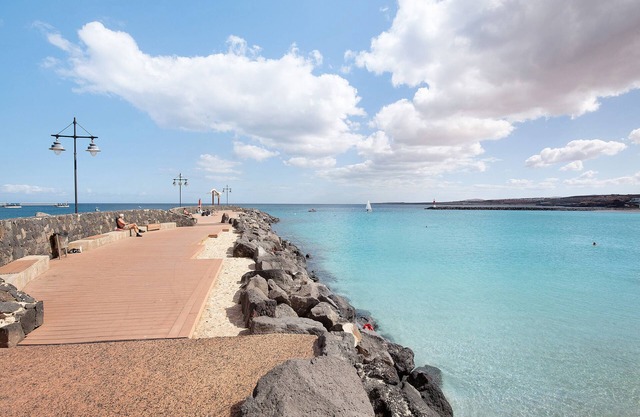 Holiday Home Juana with Terrace & Wi-Fi