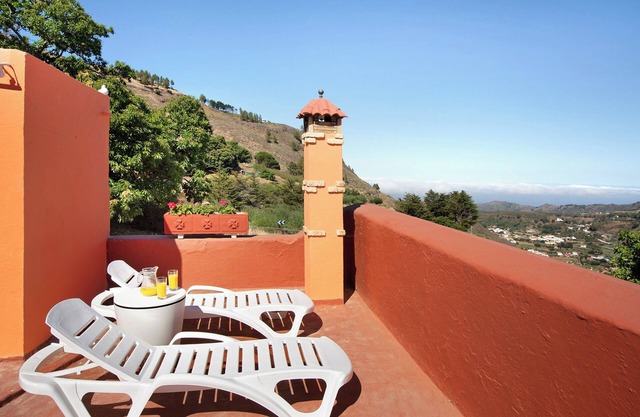 Holiday Home "Finca Rural Mar de Nubes" with Sea View and Garden