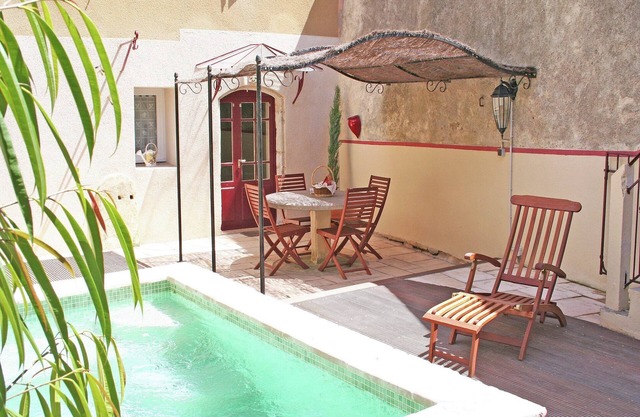 Holiday Home in Cazouls with Pool and Terrace