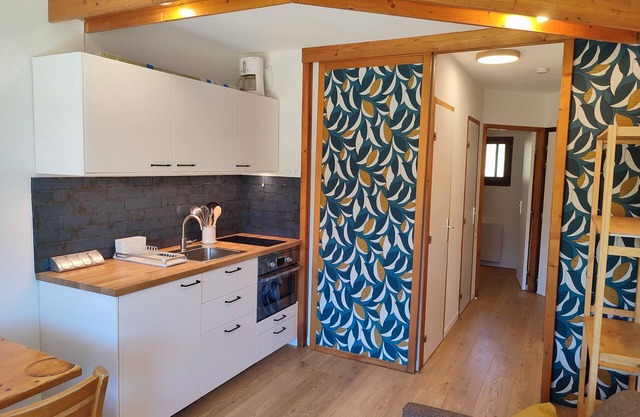 Holiday Home 'Les Cimes - Grand Veymont View' with Mountain View and Private Terrace