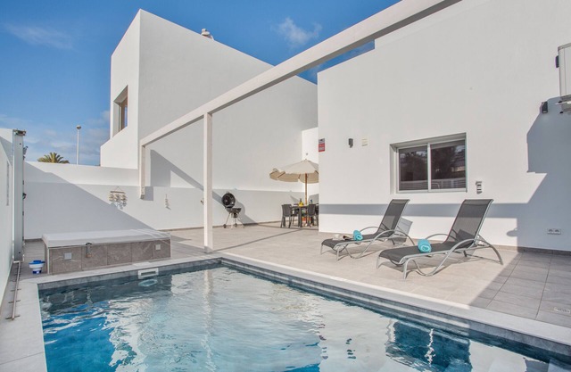 Holiday Home 'Gara Fuerteventura' with Sea Views, Wi-Fi and Air Conditioning