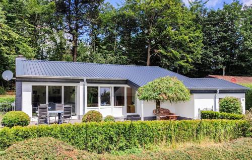 Holiday Home Gunderath With Fireplace I