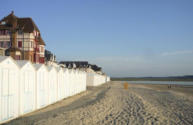 Holiday home in Criel sur Mer near sea