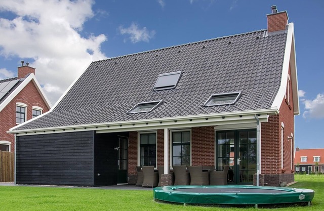 Holiday Home in Colijnsplaat near Oosterschelde