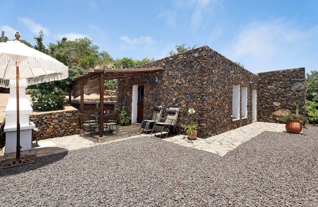 Holiday Home 'La Casa De Abajo' with Sea View, Private Terrace and Private Garden