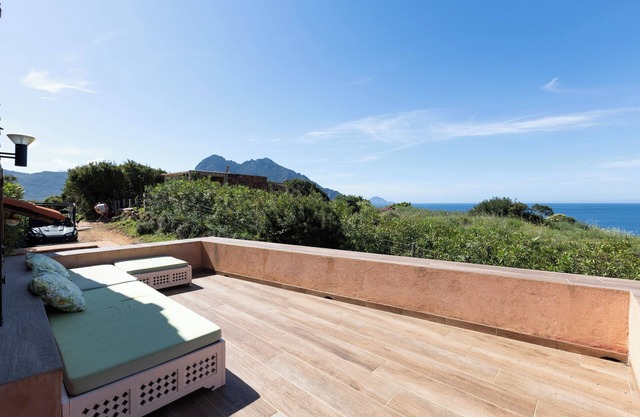 Holiday Home 'La Maison De Mammò' with Sea View, Private Terrace and Wi-Fi