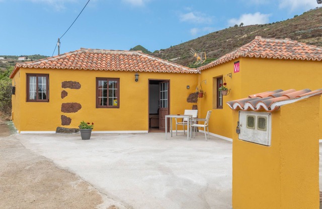 Holiday Home 'La Rehoya' with Sea View, Private Terrace and Wi-Fi
