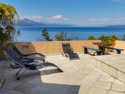 Holiday Home Mick by Interhome