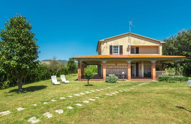 Holiday Home Podere Chiocciolaia by Interhome