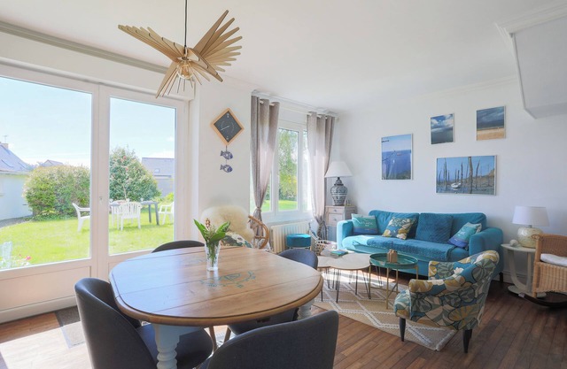 Holiday Home 'Proche Mer' with Private Terrace, Private Garden and Wi-Fi