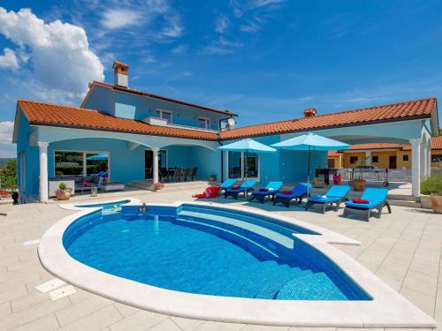 Holiday Home Villa Gabriel by Interhome