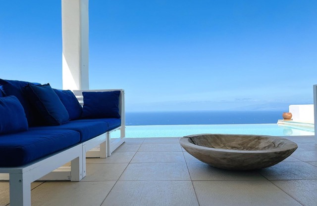 Holiday house Adeje for 1 - 10 persons with 4 bedrooms - Holiday house