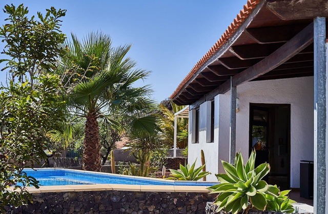 Holiday house Chio for 1 - 4 persons with 2 bedrooms - Farmhouse