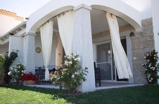 Holiday house Coda Cavallo for 1 - 4 persons with 2 bedrooms - Holiday home