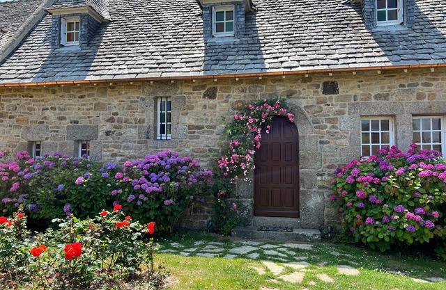 Holiday house Ploudalmézeau for 1 - 5 persons with 3 bedrooms - Holiday home