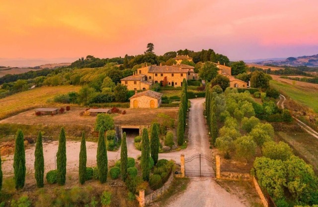Holiday house Volterra for 1 - 8 persons with 4 bedrooms - Holiday home
