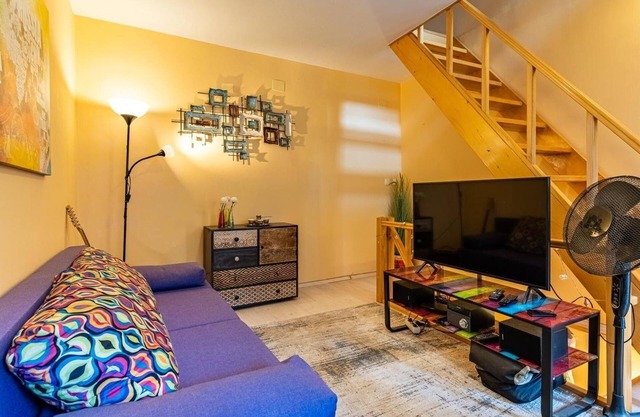 Holiday house with WiFi Cres (K-24872)