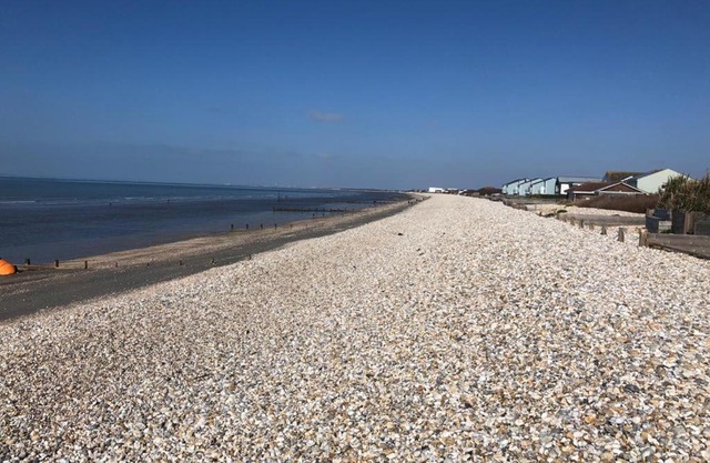 Holiday house within 5 min walk from Bracklesham Bay beach
