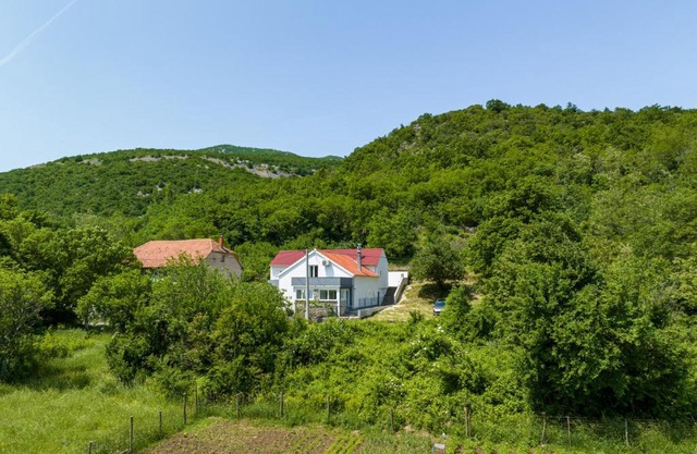 Holiday House Zrmanja Vrelo