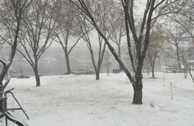 Holiday in a Large Home on Beautiful Powers Lake- Just 10 min. from Lake Geneva