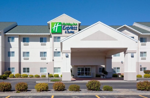 Holiday Inn Express Hotel and Suites Stevens Point by IHG