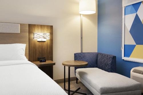 Holiday Inn Express Hotels & Suites Jacksonville by IHG