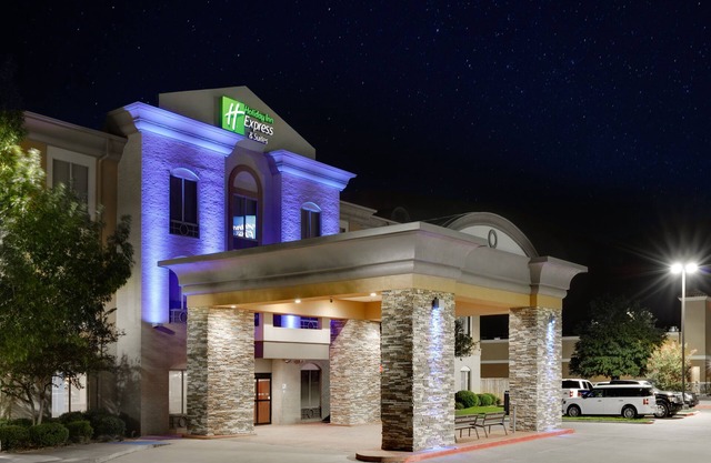 Holiday Inn Express Hotel & Suites Dallas - Duncanville by IHG