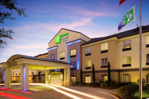 Holiday Inn Express Hotel and Suites DFW-Grapevine by IHG