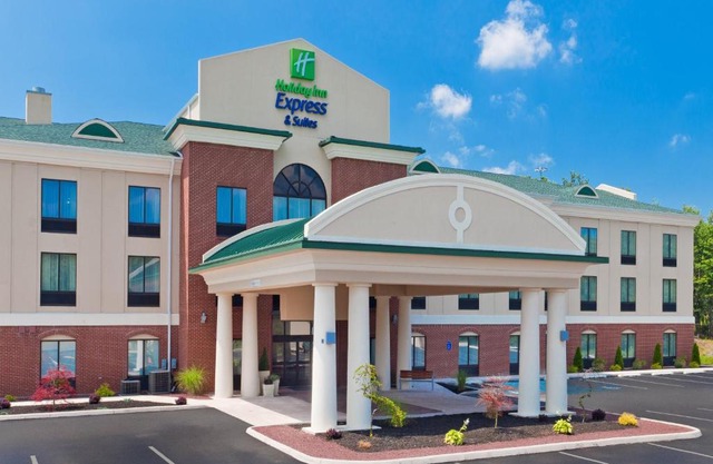 Holiday Inn Express & Suites White Haven - Poconos by IHG