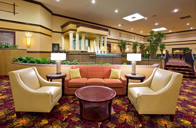 Holiday Inn Hotel & Suites Cincinnati - Eastgate by IHG