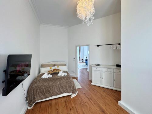 HolidayHome Apartments l Luxury Prvate Room in BER-Prenzlauer Berg