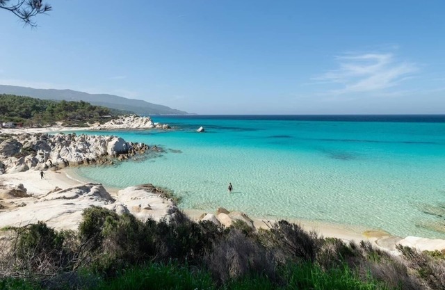 Holihome Toroni 30m from Beach