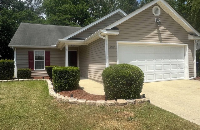 Home in Greenville 3 bedroom