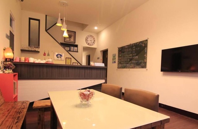 Home Sweet Beach Hotel