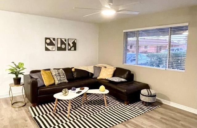 Home Sweet Scottsdale - Heated 85° Pool, Updated!