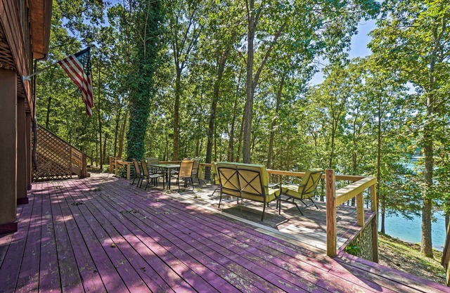 Home w/Large Deck on Table Rock Lake!