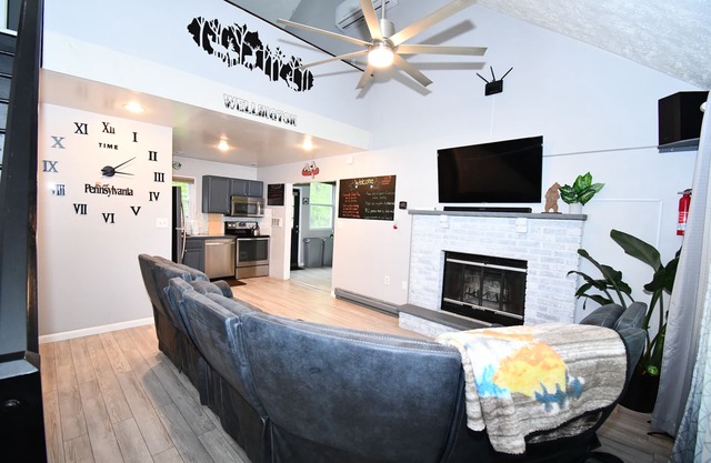 Home with FREE access to 2 Pools, Lake, Fitness, Tennis, Basketball, & MORE.