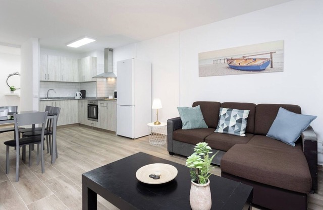 Home2Book Charming Apartment Santa Cruz, Wifi