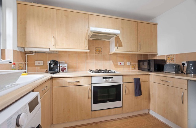 Homely 2bed 2bath house in Erdington with Parking, sleep 6
