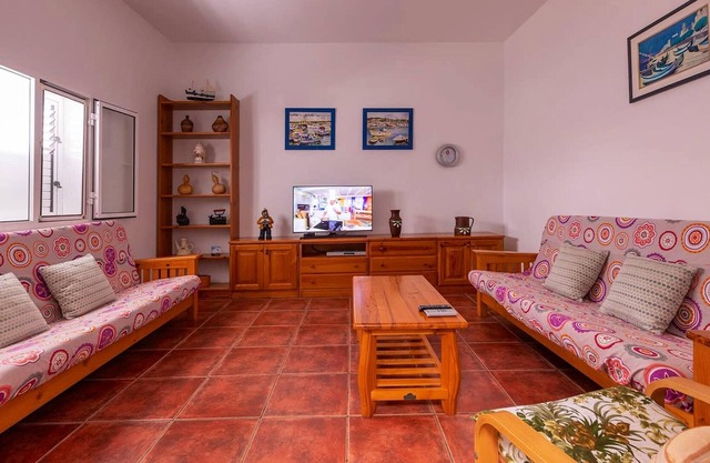 Homerez - 50 m away from the beach! Beautiful house for 4 ppl. at Los Caserones
