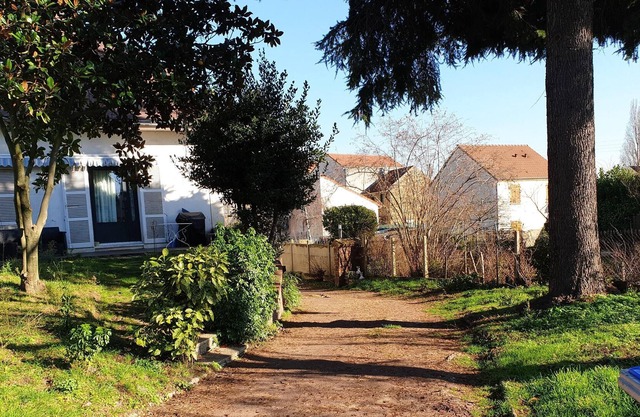 Homerez - Amazing house for 4 ppl. with terrace at Argenteuil