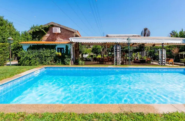 Homerez - Amazing villa for 10 ppl. with swimming-pool and garden at Penafiel