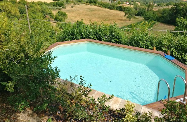 Homerez - Beautiful appartement for 5 ppl. with shared pool at Assisi