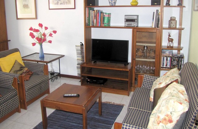 Homerez - Beautiful appartement for 4 ppl. with balcony at Fão