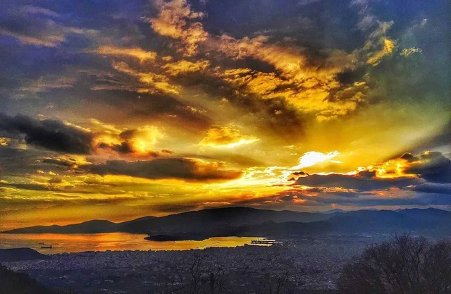 Homerez - Charming House with Panoramic View in Ano Volos