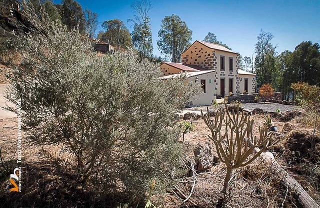 Homerez - Charming house in La Peña with terrace and air conditioning